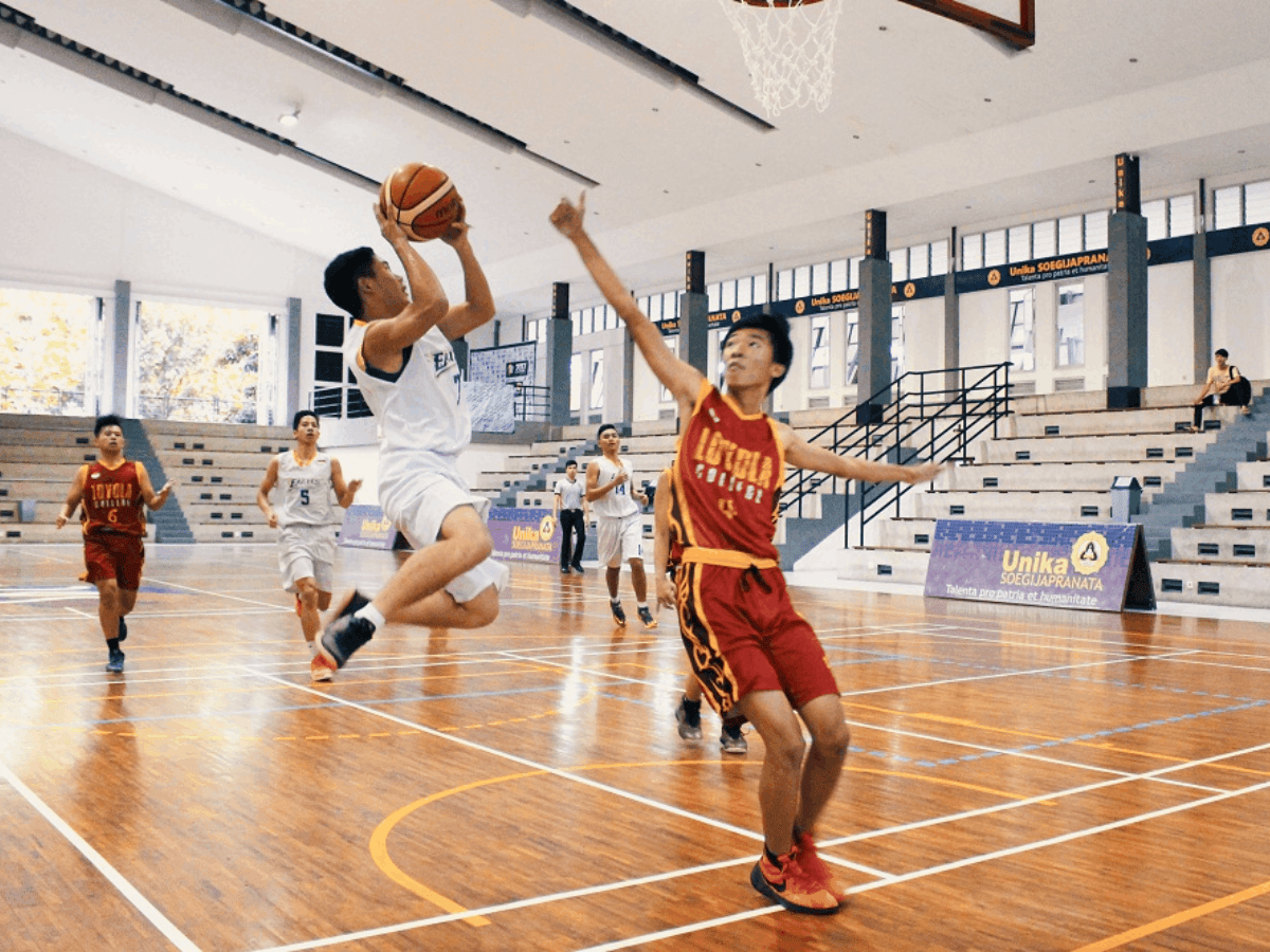 lapangan olahraga (1)